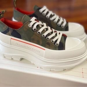 Alexander McQueen Tread Sneakers